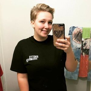 Meet your Posher, Brooke